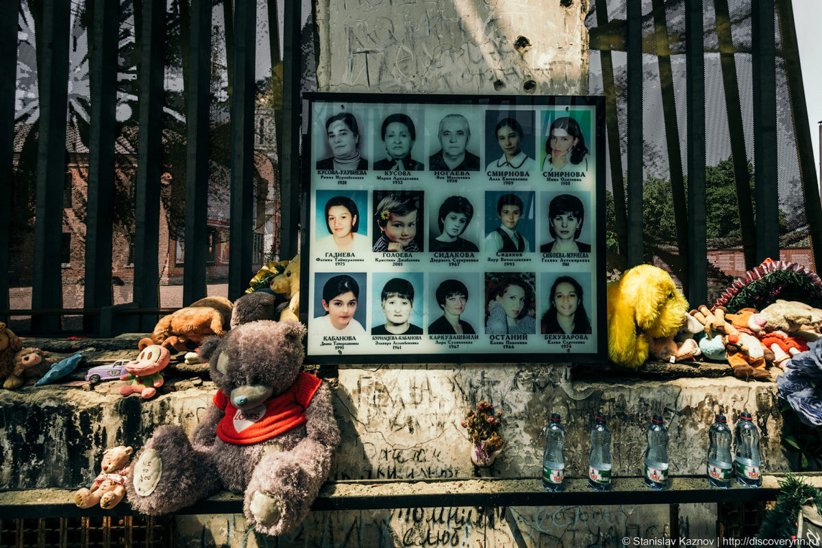 Мемориал памяти жертв теракта в Беслане