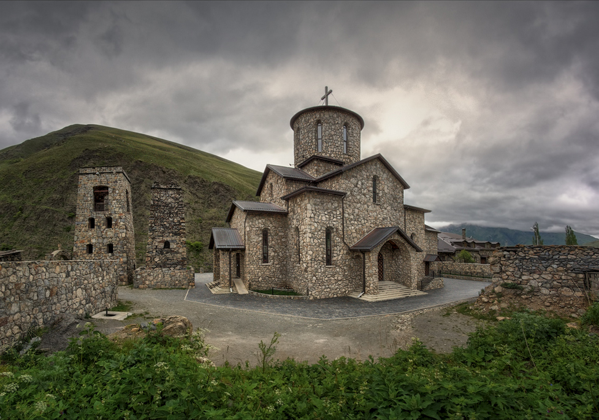 Храм в фиагдоне фото